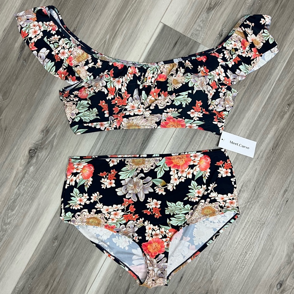 2PC blue floral swimsuit